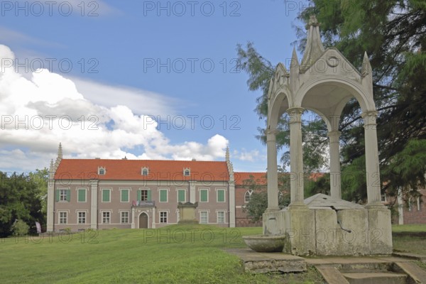 Grey House, Princess's House and Fountain Temple, UNESCO, Landscape Park, Dessau-Wörlitz Garden