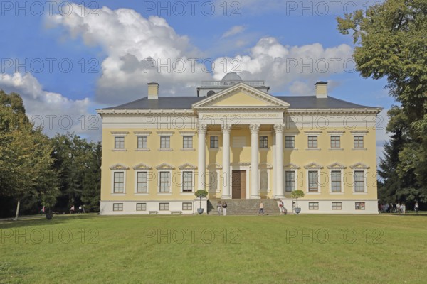Classicist palace with columns, UNESCO, landscape park, Dessau-Wörlitz Garden Kingdom, Wörlitz,