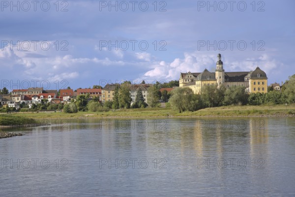 View of Coswig with castle on the Elbe, banks of the Elbe, cityscape, Fläming, Saxony-Anhalt,