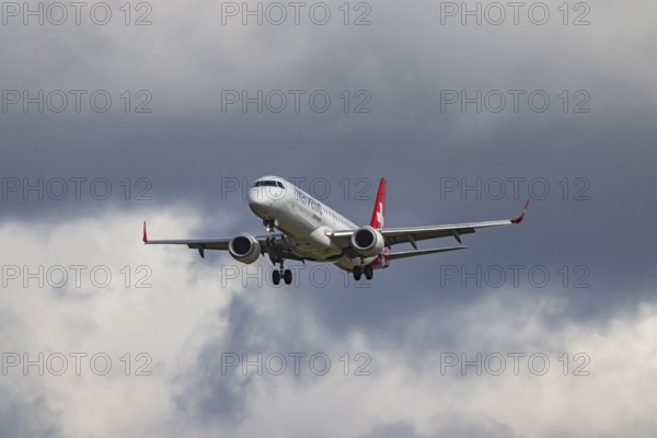 Aircraft approaching Stuttgart Airport. Aircraft registration number: D-AGWV, Eurowings, Airbus