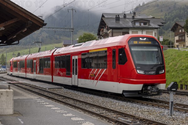 Metre-gauge electric low-floor multiple-unit trains of the Matterhorn-Gotthard Railway (MGB) ORION