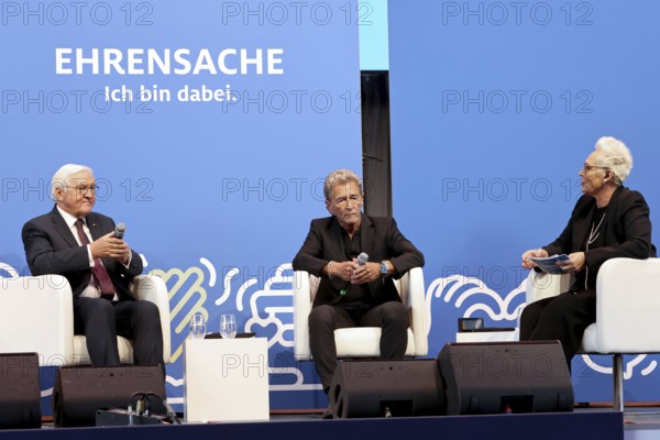 Federal President Frank-Walter Steinmeier, Peter Maffay, Bärbel shepherd - Federal President's