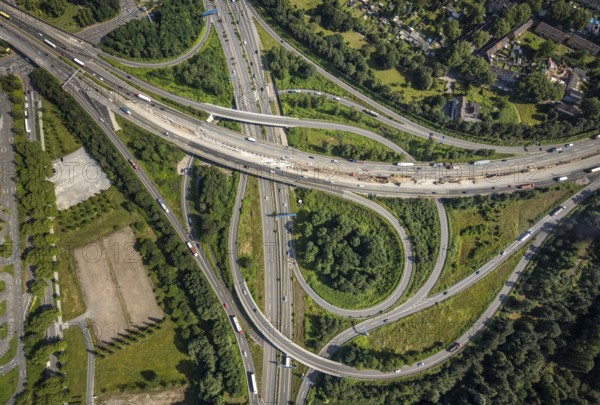 Aerial view, motorway junction Duisburg-Nord, A42 and A59, Obermeiderich, Duisburg, Ruhr area,