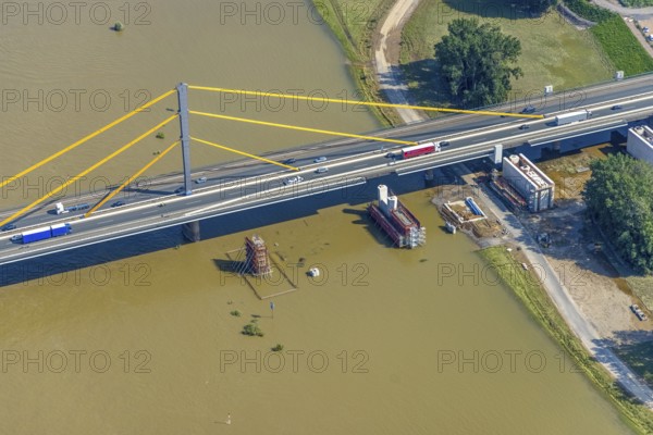 Aerial view, construction site at the A40 Rhine bridge Neuenkamp, river Rhine, Alt-Homberg,