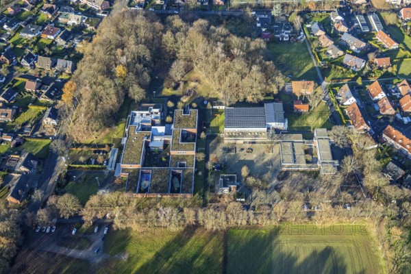 Aerial view of the Raoul-Wallenberg-Schule and Wittenbrinkschule Wulfen in Dorsten in the Ruhr area