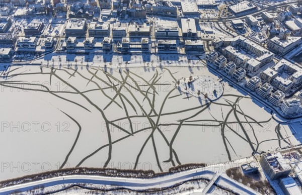 Aerial view, snow-covered Phoenix Lake, Hörde, Dortmund, Ruhr area, North Rhine-Westphalia,