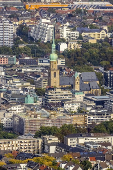 City centre view with Ev. Stadtkirche St Marien and St. Reinoldikirche in the district City in