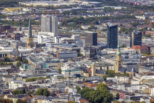 View of the city centre with St. Marien Protestant Church, St. Reinoldi Church, IWO Tower, RWE