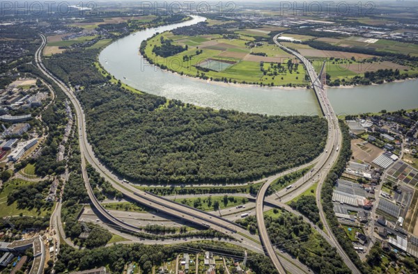 Aerial view, Üdesheimer Rheinbogen and motorway A46 exit Bilk as well as Fleher bridge and Fleher