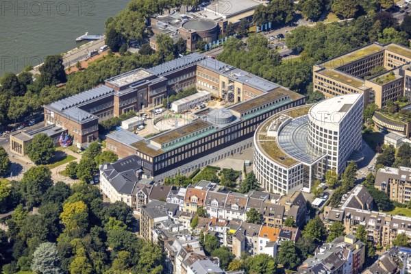 Aerial view, courtyard of honour with art museum and art palace as well as semicircular ministry