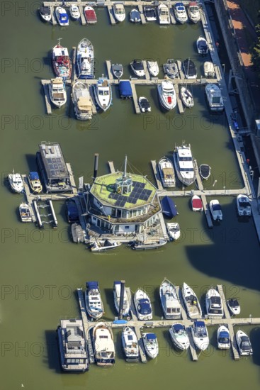 Aerial view, Marina Düsseldorf Yachthafen im Medienhafen Düsseldorf, Rhineland, North