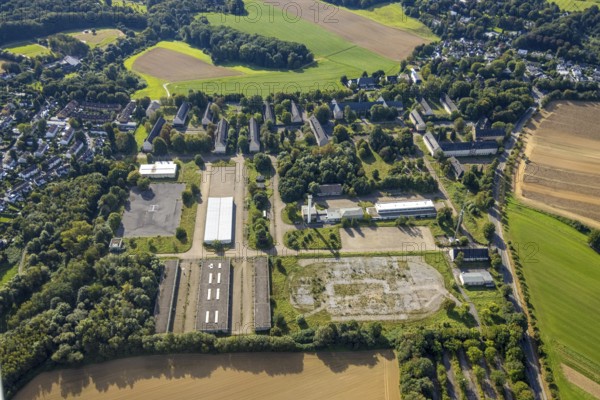 Aerial view, Bundeswehr mobilisation base Düsseldorf formerly Bergische Kaserne in the district