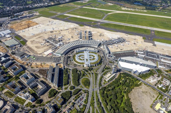 Aerial photograph, Düsseldorf Airport in the Lohausen district of Düsseldorf, Rhineland, North