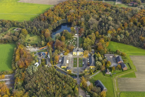 Aerial view, amusement park Schloss Beck with fairground rides in the district Kirchhellen-Nord-Ost