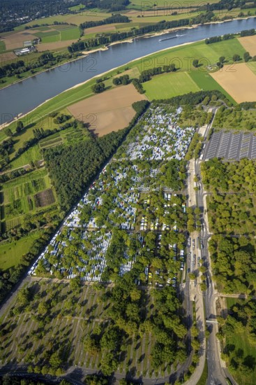 Aerial view, Caravan Center Campingplatz am Messeparkplatz im Stadtteil Stockum in Düsseldorf,