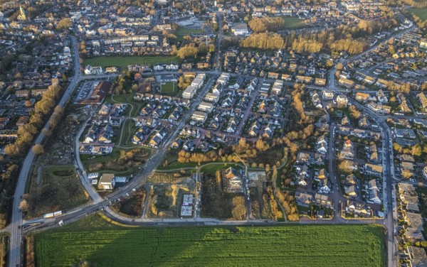 Aerial view, residential area Pastor-Dahlmann-Straße and Kirchhellener Ring with construction site