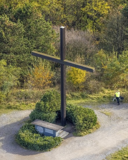 Aerial view, Haniel Cross slagheap in the Fuhlenbrock district of Bottrop, Ruhr area, North