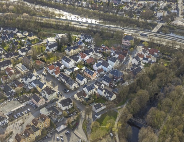 Aerial view, residential area and Gransauplatz, Burg Fresekenhof on the A46 motorway, Neheim,