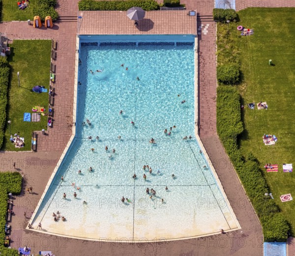 Aerial view, outdoor pool and wave pool Weddinghofen in the leisure centre Im Häupen in