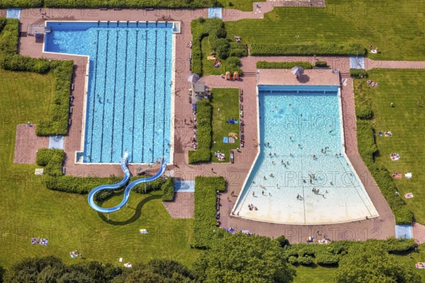 Aerial view, outdoor pool and wave pool Weddinghofen in the leisure centre Im Häupen in