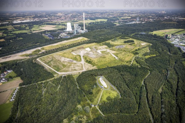 Aerial view, Großes Holz spoil tip with Adener Höhe and Bergkamen mine in Weddinghofen, Bergkamen,