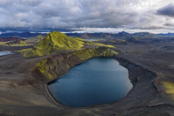 Crater lake Hnausapollur or Bláhylur, Landmannalaugar, Fjallabak Nature Reserve, Icelandic