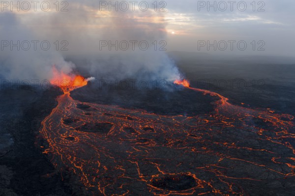 Volcanic eruption, Sundhnúkur crater chain, near Grindavik, Reykjanes Peninsula, Southwest Iceland,