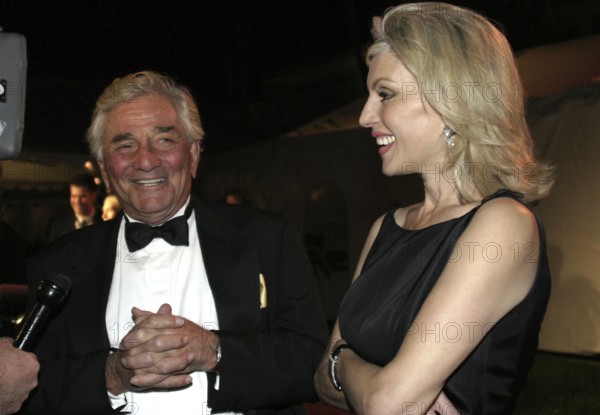 Peter Falk and Shera Danese at the the 2nd Annual Guardian IDA Awards fundraiser held at Paramount