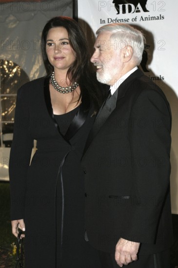 Dr. Elliot M. Katz and Keely Shaye Smith at the the 2nd Annual Guardian IDA Awards fundraiser held