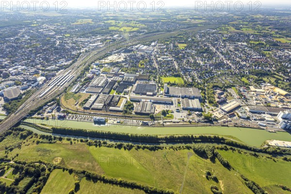 Aerial view, harbour at the Datteln-Hamm canal, industrial area Hafenstraße and Dortmunder Straße,