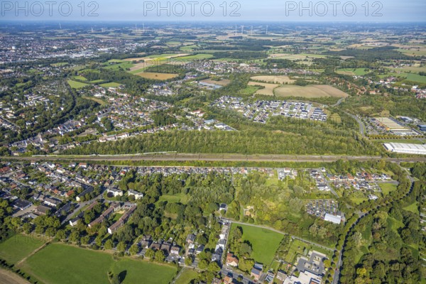 Aerial view, residential area Am Heimshof, railway line and forest area, new construction
