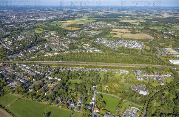 Aerial view, residential area Am Heimshof, railway line and forest area, new construction