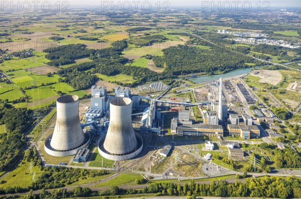 Aerial view, RWE power plant Westfalen, meadows and agricultural fields, distant view, Eilmsen,
