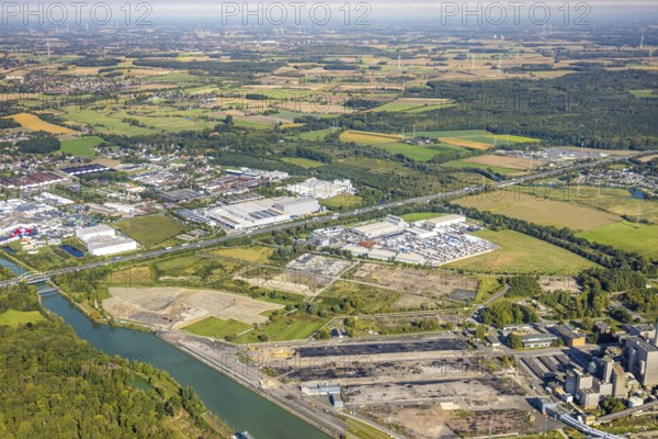 Aerial view, motorway A2 and industrial area Uentrop with Funke Kunststoffe GmbH, Datteln-Hamm