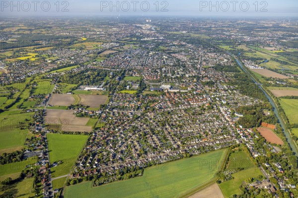Aerial view, residential area local view district Werries, Datteln-Hamn-Kanal, distant view,