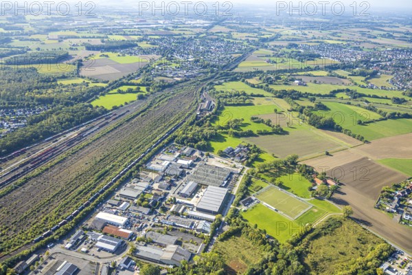 Aerial view, marshalling yard Hamm, industrial area Schieferstraße and view to the residential area