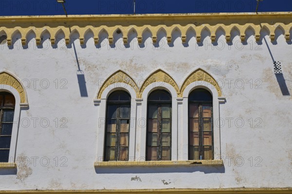 Marine Administration, Caserma Marina 1930, Today Municipal Administration, Close-up of arched