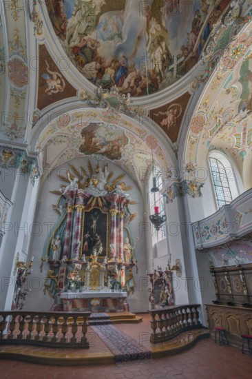 Church of St Gallus and Ulrich, main altar and ceiling frescoes, Kisslegg, Allgäu,