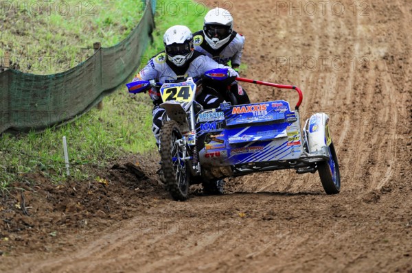 Motocross, Rudersberg, Baden-Württemberg, Germany, Europe, Racing team in action during a tight