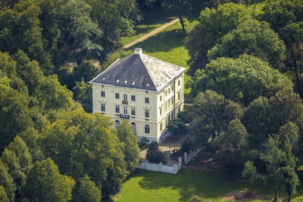 Aerial view, Mickeln Castle and castle park, villa in the countryside, Himmelgeist, Düsseldorf,