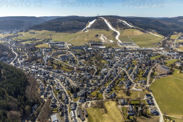 Aerial view, Willingen with Ettelsberg in the background in Willingen in Hesse. Willingen, snow