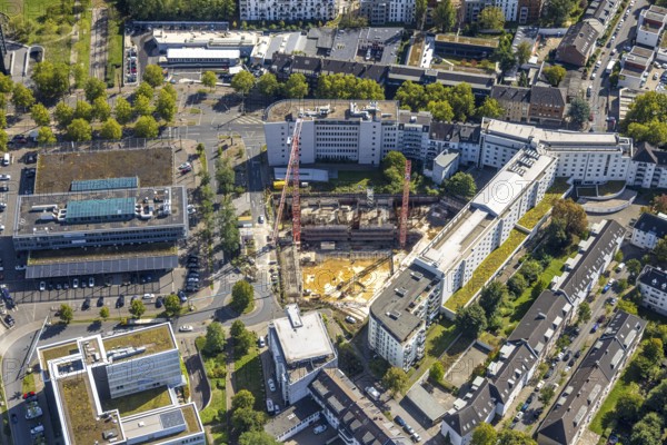 Aerial view, Hotel NH Düsseldorf City Nord, construction site and new Fishman Tower, Mercedes-Benz