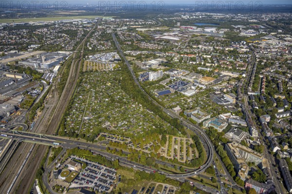 Aerial view, Mörsenbroicher Ei road connection, bridge Grashoffstraße, allotment garden