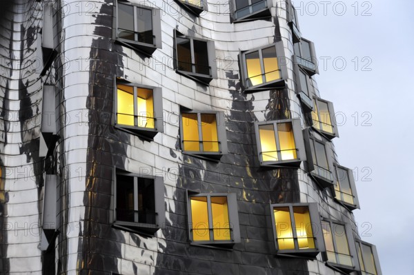 Neuer Zollhof, Gehry buildings, modern architecture at the commercial harbour, Medienhafen,