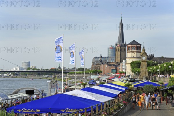 Rheinufer Promenade, Rheinuferpromenade, Old Town, Düsseldorf, Rhineland, North Rhine-Westphalia,