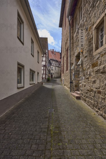 Museum for town history and folklore, old town, alley, sandstone building, half-timbered houses,