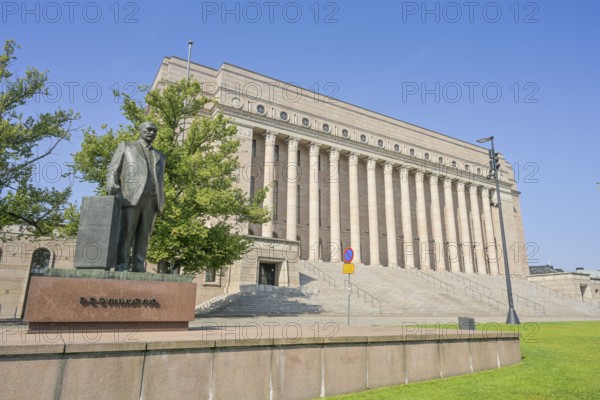 Sculpture Pehr Evind Svinhufvud, National Parliament, Eduskuntatalo Parliament Building,