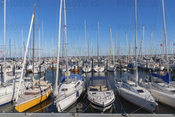 Olympic harbour Schilksee, Olympic Games 1972, sailing yachts at the jetty, ship masts, sunshine,