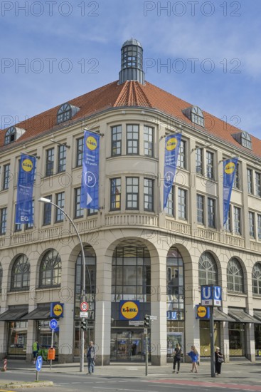 LIDL store in the former Karstadt department stores', Tempelhofer Damm, Kaiserin-Augusta-Straße,