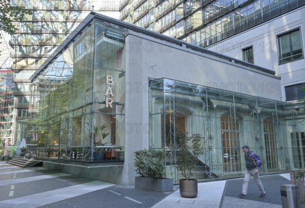 Frederick's Bar, Das Center am Potsdamer Platz, old Hotel Esplanade, Bellevue Straße, Potsdamer